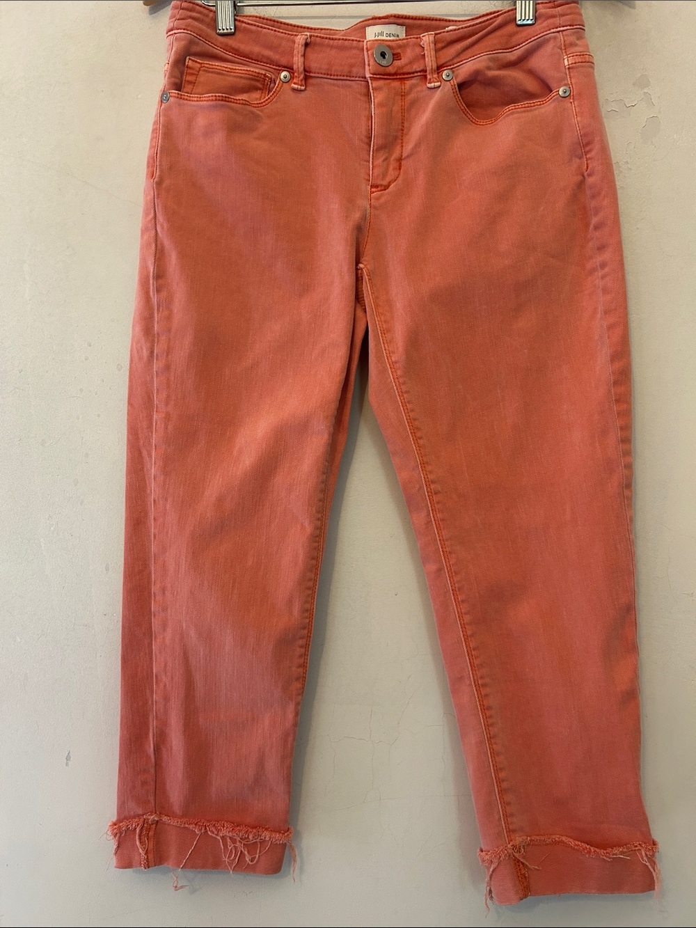 J Jill Women's Coral Cropped Jeans Size 6P EUC